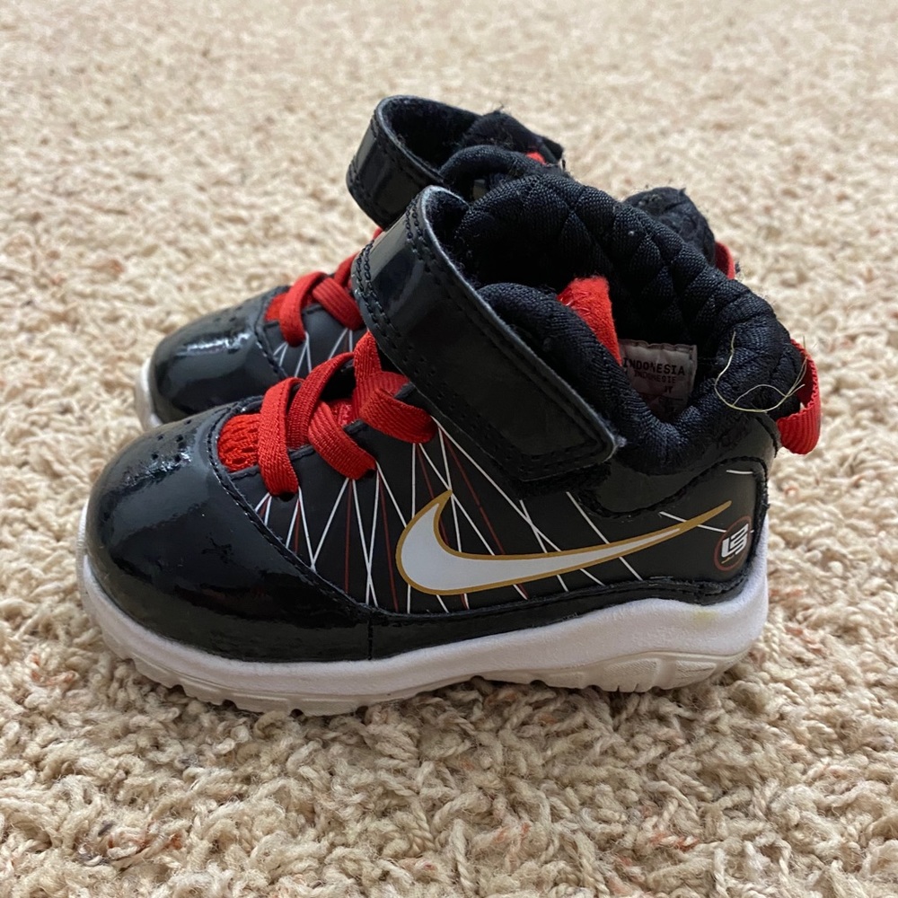 Nike Todder Shoes